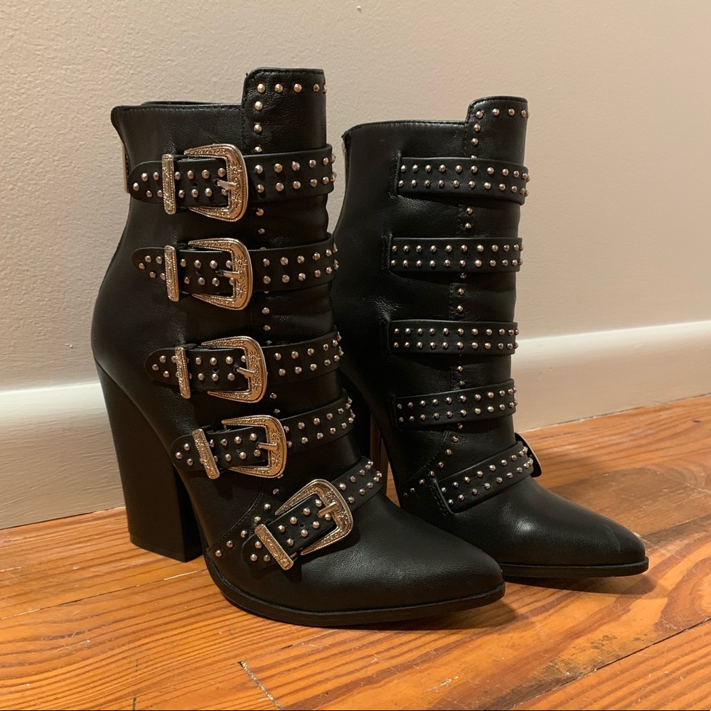 Steve Madden Comet Boots